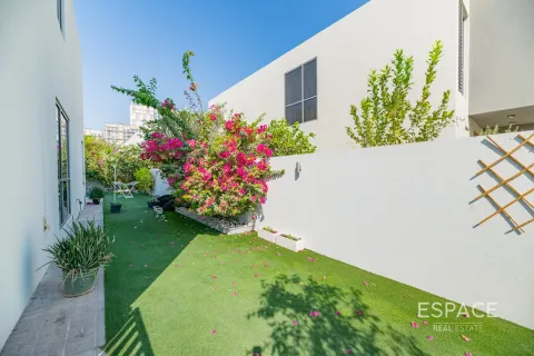 Dubai Hills Estate, Dubai, संयुक्त अरब अमीरात में विला, 3 बेडरूम, 304 वर्ग मीटर, संख्या 661296 - फ़ोटो 14