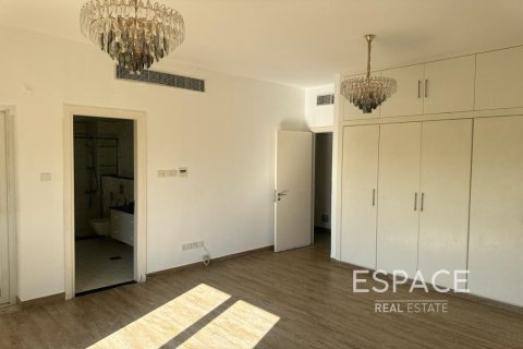 Villa itt: The Springs, Dubai, EAE, 3 hálószoba, 228 m², azonosító: 661299 - fénykép 5