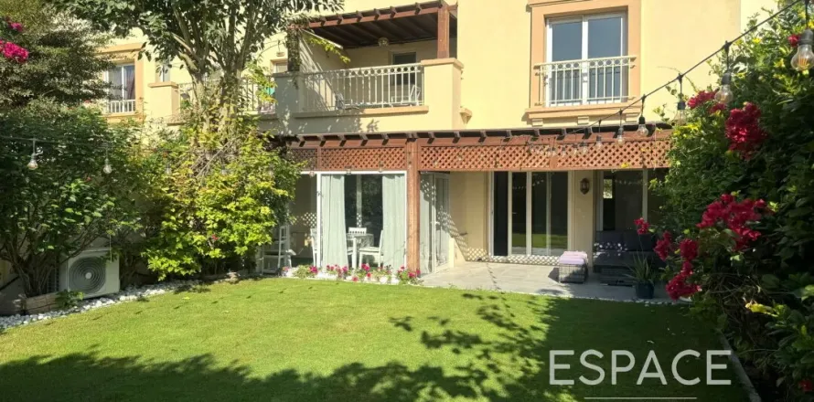 Villa itt: The Springs, Dubai, EAE, 3 hálószoba, 228 m², azonosító: 661299