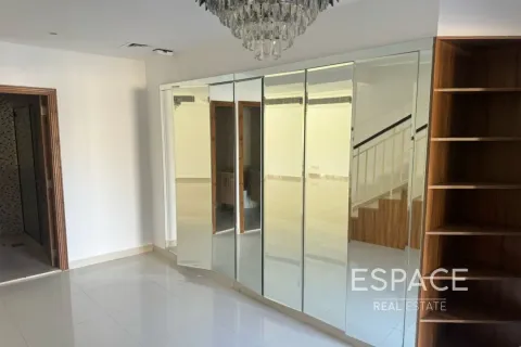 Villa itt: The Springs, Dubai, EAE, 3 hálószoba, 228 m², azonosító: 661299 - fénykép 6