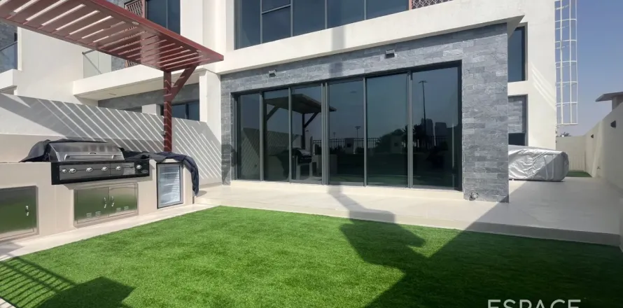 Townhouse i DAMAC Hills (Akoya by DAMAC), Dubai, UAE 5 soveværelser, 383 kvm № 661295