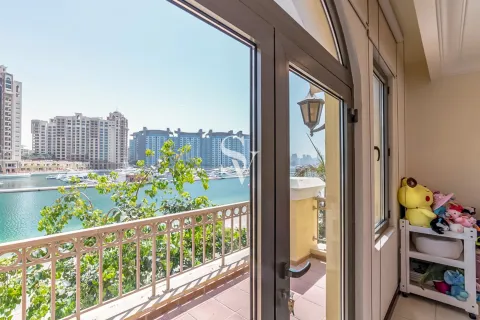 Vilă de închiriat în Palm Jumeirah, Dubai, EAU 5 dormitoare, 622 mp.  №658032 - poză 2