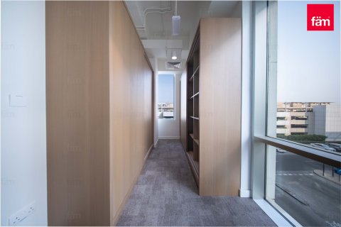 Oficiu de închiriat în Sheikh Zayed Road, Dubai, EAU 352.7 mp.  №635892 - poză 14