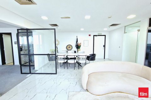 Kancelář v Dubai, SAE 176 m² Č.: 685872 - fotografie 3