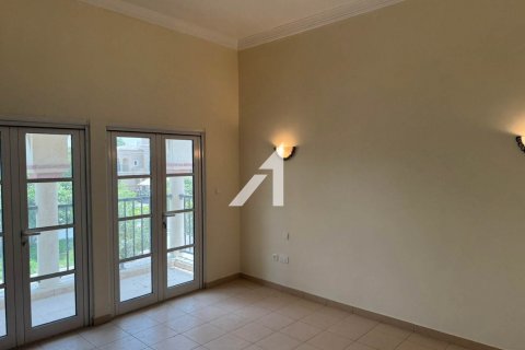 Vilă de închiriat în The Villa, Dubai, EAU 4 dormitoare, 793.6 mp.  №656925 - poză 4