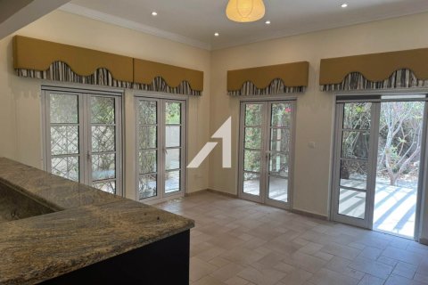 Vilă de închiriat în The Villa, Dubai, EAU 4 dormitoare, 793.6 mp.  №656925 - poză 5