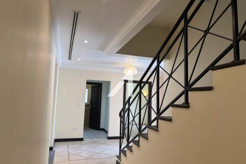 Vilă de închiriat în The Villa, Dubai, EAU 4 dormitoare, 793.6 mp.  №656925 - poză 7