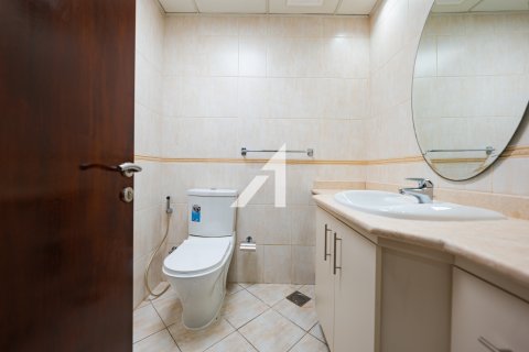 Dubai, संयुक्त अरब अमीरात में अपार्टमेंट, 2 बेडरूम, 141.1 वर्ग मीटर, संख्या 656928 - फ़ोटो 8