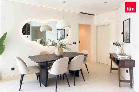 Palm Jumeirah, Dubai, UAE의 판매용 아파트 침실 2개, 147제곱미터 번호 647916 - 사진 6
