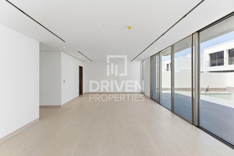 Villa in Jumeirah Park, Dubai, UAE 5 bedrooms, 561.04 sq.m. № 755768 - photo 6