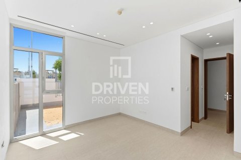 Villa in Jumeirah Park, Dubai, UAE 5 bedrooms, 561.04 sq.m. № 755768 - photo 12