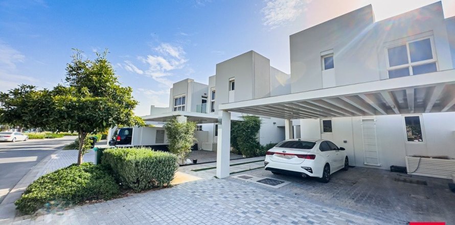 טאונהאוס ב Dubai, איחוד האמירויות 3 חדרי שינה, 181.2 מ"ר מספר 699026