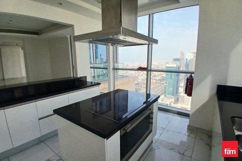 דירה להשכרה ב Business Bay, Dubai, איחוד האמירויות  4 חדרי שינה, 276 מ"ר, מספר 699030 - תמונה 17