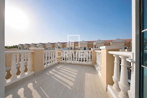 Maison de ville à vendre à Jumeirah Village Triangle, Dubai, EAU 2 chambres, 180.05 m2 № 742133 - photo 17