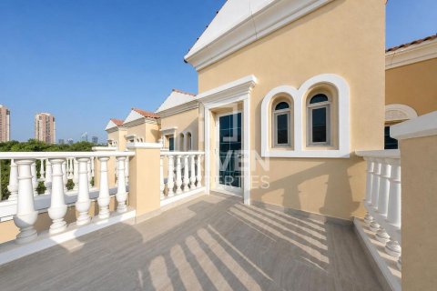 Maison de ville à vendre à Jumeirah Village Triangle, Dubai, EAU 2 chambres, 180.05 m2 № 742133 - photo 18