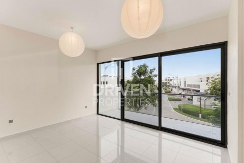 Villa til salg i Dubai, UAE 6 soveværelser, 376.72 kvm № 741809 - foto 15