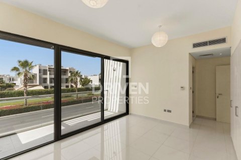 Villa til salg i Dubai, UAE 6 soveværelser, 376.72 kvm № 741809 - foto 6