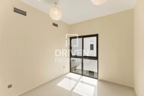 Villa til salg i Dubai, UAE 6 soveværelser, 376.72 kvm № 741809 - foto 13