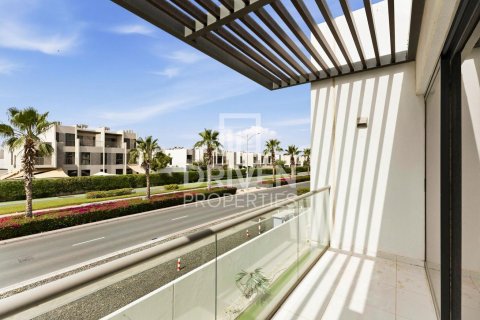 Villa til salg i Dubai, UAE 6 soveværelser, 376.72 kvm № 741809 - foto 26