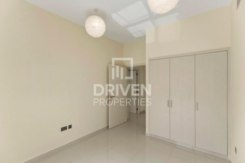 Villa til salg i Dubai, UAE 6 soveværelser, 376.72 kvm № 741809 - foto 11