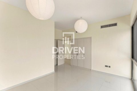 Villa til salg i Dubai, UAE 6 soveværelser, 376.72 kvm № 741809 - foto 5