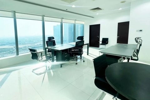 Business Bay, Dubai, UAE의 임대용 사무실 69.9제곱미터 번호 637996 - 사진 1