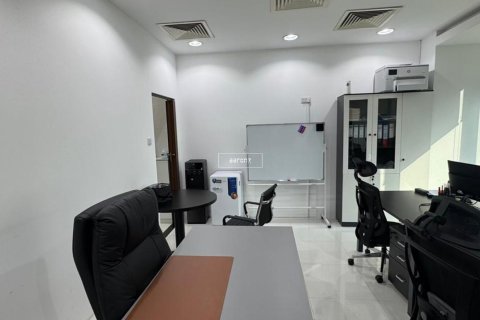 Kantor di Business Bay, Dubai, UEA 69.9 m2 nomor 637996 - foto 2
