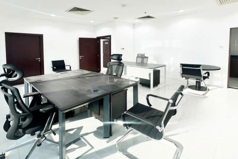 Business Bay, Dubai, UAE의 임대용 사무실 69.9제곱미터 번호 637996 - 사진 2