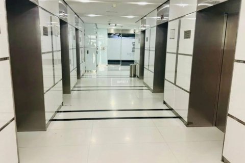 Business Bay, Dubai, UAE의 임대용 사무실 69.9제곱미터 번호 637996 - 사진 9