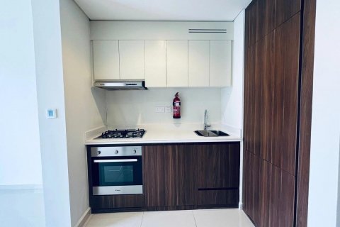 Müüa korter asukohaga Business Bay, Dubai, AÜE: 1 magamistoaga, 43.97 m² Nr 637993 - pilt 2