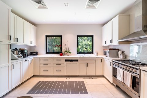 Βίλα σε Dubai, ΗΑΕ 6 υπνοδωμάτια, 790 τ.μ. Αρ. 696265 - φωτογραφία 22