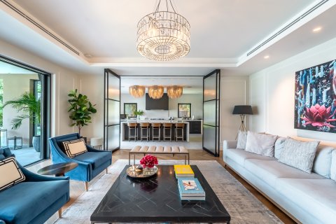 Βίλα σε Dubai, ΗΑΕ 6 υπνοδωμάτια, 790 τ.μ. Αρ. 696265 - φωτογραφία 8