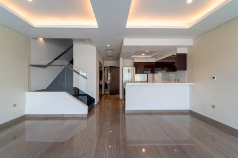 Kamienica na sprzedaż w Dubai, ZEA 4 sypialnie, 180 mkw., nr 696264 - zdjęcie 3