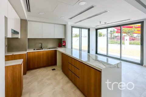 Rumah bandar di Dubai Land, Dubai, UAE 4 bilik tidur, 216.37 meter persegi № 755504 - foto 18