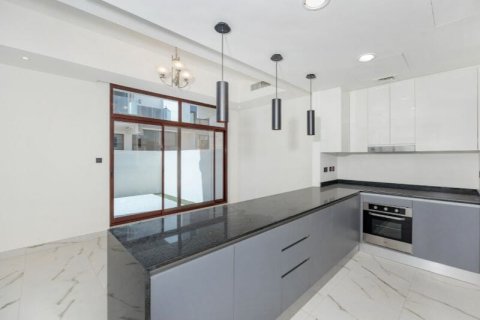 Vila di Mohammed Bin Rashid City, Dubai, UEA 4 kamar tidur, 288 m2 nomor 679253 - foto 9