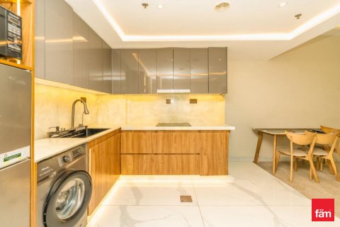 Apartmen di Dubai, UAE 1 bilik tidur, 98.6 meter persegi № 708450 - foto 5