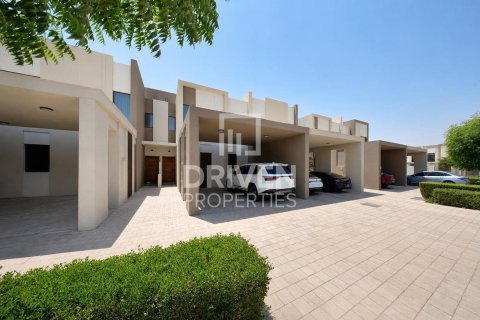 Radhus till försäljning i Dubai Land, Dubai, UAE 3 sovrum, 161 kvm Nr. 744289 - fotografi 22