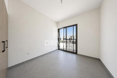 Radhus till försäljning i Dubai Land, Dubai, UAE 3 sovrum, 161 kvm Nr. 744289 - fotografi 8