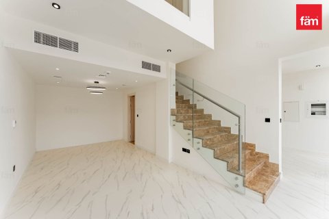 Rumah bandar di Dubai, UAE 2 bilik tidur, 105.6 meter persegi № 702575