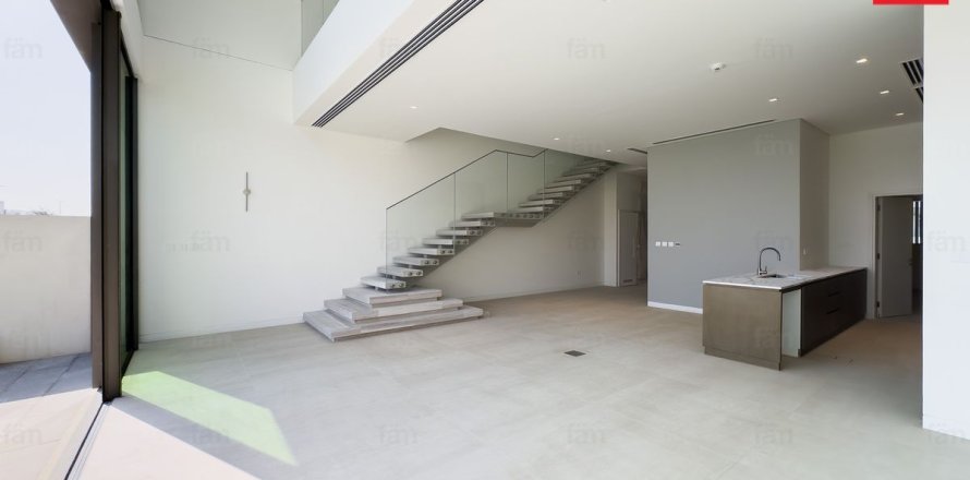 Townhouse în Dubai, EAU 3 dormitoare, 168 mp.  №702579