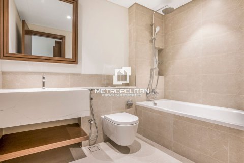 Apartment in Dubai Harbour, Dubai, UAE 1 bedroom, 67 sq.m. № 663356 - photo 12