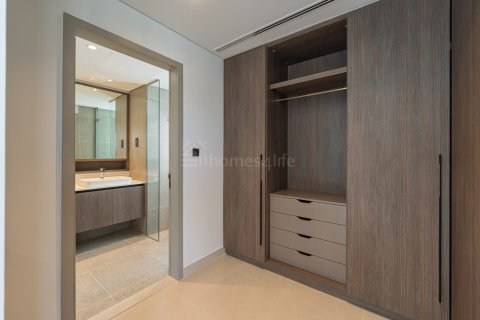 Vilë në Tilal Al Ghaf, Dubai, Emiratet e Bashkuara Arabe 4 dhoma gjumi, 235 m2. № 700393 - Foto 9