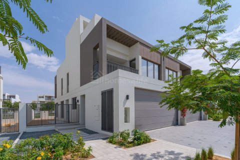 Vilë në Tilal Al Ghaf, Dubai, Emiratet e Bashkuara Arabe 4 dhoma gjumi, 235 m2. № 700393 - Foto 23