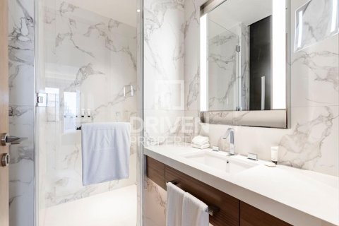 Apartamento en alquiler en Downtown Dubai (Downtown Burj Dubai), Dubai, EAU 2 dormitorios, 117.43 m2 № 768095 - foto 15