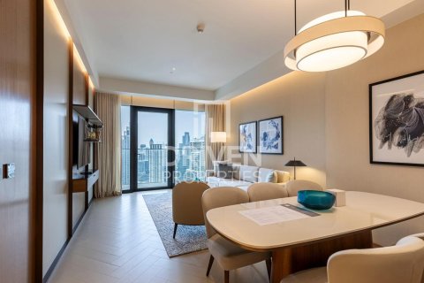 Apartamento en alquiler en Downtown Dubai (Downtown Burj Dubai), Dubai, EAU 2 dormitorios, 117.43 m2 № 768095 - foto 3