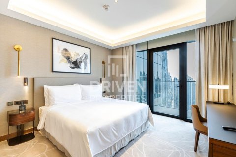 Apartamento en alquiler en Downtown Dubai (Downtown Burj Dubai), Dubai, EAU 2 dormitorios, 117.43 m2 № 768095 - foto 7