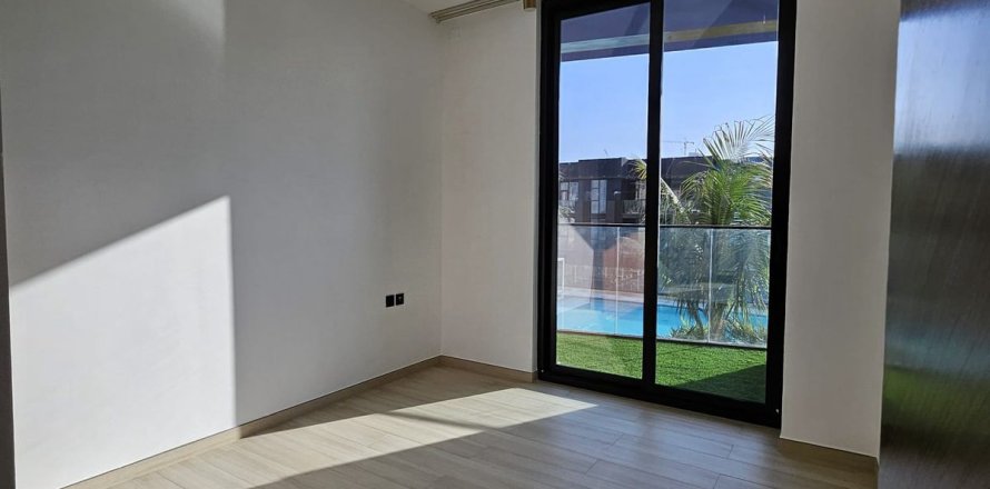 Al Barsha, Dubai, UAE의 아파트 침실 3개, 113제곱미터 번호 711359