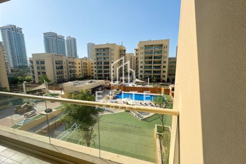 Apartment til salg i Greens, Dubai, UAE 2 soveværelser, 121 kvm № 754687 - foto 11