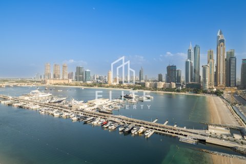 Appartement te huur in Dubai Harbour, Dubai, VAE 3 slaapkamers, 179 vr.m., nr 754751 - foto 11