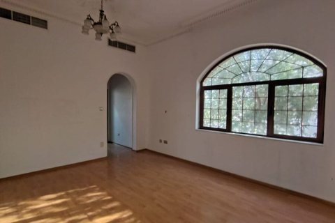 Βίλα σε Al Barsha, Dubai, ΗΑΕ 5 υπνοδωμάτια, 1394 τ.μ. Αρ. 712212